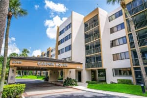 MLS# A11999136, Doral, Florida 33178