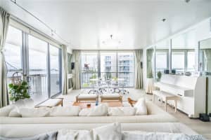 800 West Ave APT 946, Miami Beach, FL 33139, - MLS#A11999166