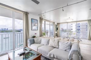 800 West Ave APT 946, Miami Beach, FL 33139, - MLS#A11999166