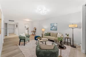 3141 Nw 47th Ter 121, Lauderdale Lakes