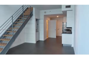 60 Sw 13th St 2612, Miami