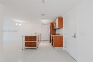 185 SW 7th St APT 2007, Miami, FL 33130, - MLS#A11999230