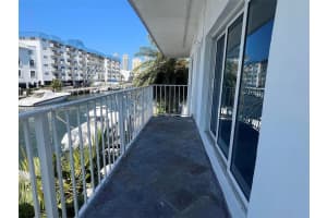 3681 NE 170th St APT 4, North Miami Beach, FL 33160, - MLS#A11999232