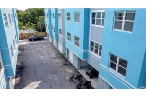 824 Se 12th Ct 13 Fort Lauderdale, FL 33316 - MLS#A11999258