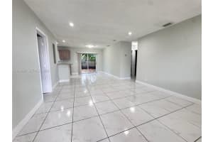 206 NW 5th Ave, Dania Beach, FL 33004, - MLS#A11999267