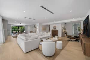 70 Samana Dr Miami, FL 33133 - MLS#A11999296