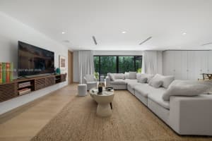 70 Samana Dr Miami, FL 33133 - MLS#A11999296