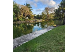 3325 S Lake Dr, Miami, FL 33155, - MLS#A11999300