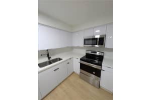 7022 SW 19th Ct, Pompano Beach, FL 33068, - MLS#A11999305