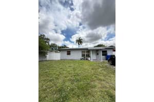 6708 Raleigh St Hollywood, FL 33024 - MLS#A11999321