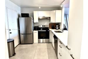 1020 Meridian Ave APT 806, Miami Beach, FL 33139, - MLS#A11999352