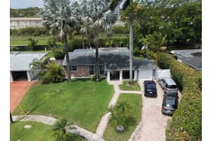 911 Sw 51st Ave, Plantation