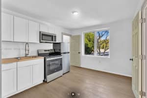 709 SW 4th Ct #201, Fort Lauderdale, FL 33312, - MLS#A11999387
