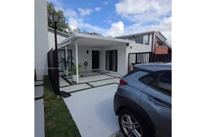 4430 Nw 185th St, Miami Gardens