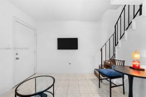 515 SW 3rd St APT 6, Miami, FL 33130, - MLS#A11999408