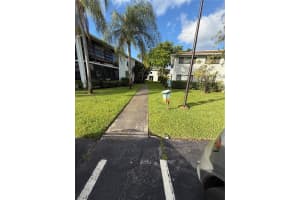 823 Ne 199th St 104-12 Miami, FL 33179 - MLS#A11999447