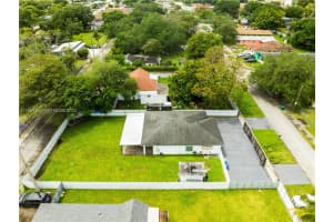 2346 Nw 81st Ter Miami, FL 33147 - MLS#A11999450