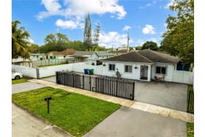 2346 Nw 81st Ter Miami, FL 33147 - MLS#A11999450