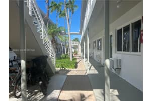 7430 Byron Ave APT 7A, Miami Beach, FL 33141, - MLS#A11999462