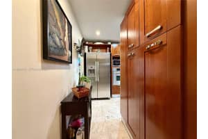 1121 Crandon Blvd APT E107, Key Biscayne, FL 33149, - MLS#A11999478