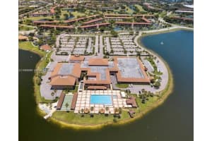 301 Sw 135th Ave 209c, Pembroke Pines