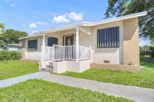 1925 NW 49th St, Miami, FL 33142, - MLS#A11999524