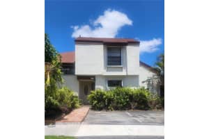 9711 Nw 4th Ln 9711, Miami