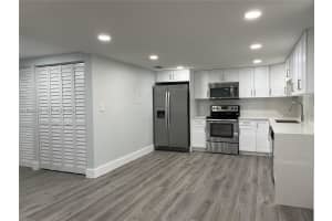 4725 SW 62nd Ave APT 103, Davie, FL 33314, - MLS#A11999538