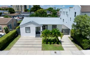 3675 SW 26th St, Miami, FL 33133, - MLS#A11999543