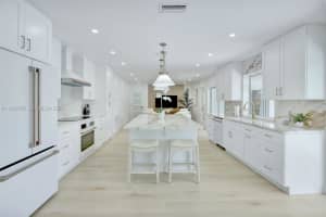 1050 Se 5th Ct Pompano Beach, FL 33060 - MLS#A11999588