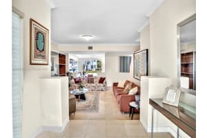 20780 NE 32nd Ave, Miami, FL 33180, - MLS#A11999609