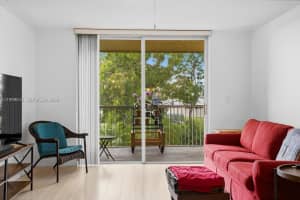 6870 Royal Palm Blvd 209m, Margate