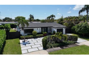 5316 Jackson St Hollywood, FL 33021 - MLS#A11999623