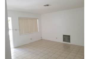 701 NW 1st St #19, Hallandale Beach, FL 33009, - MLS#A11999629