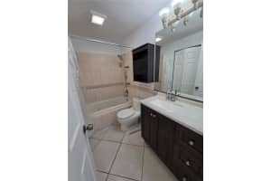 5720 Douglas St, Hollywood, FL 33021, - MLS#A11999630