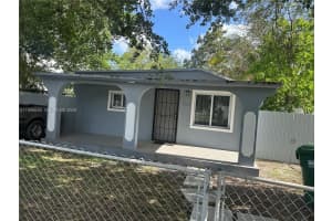 1790 Nw 112th St, Miami