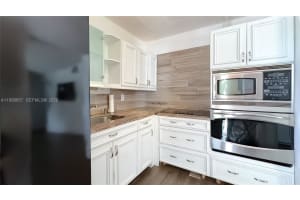 4770 NW 10th Ct APT 106, Plantation, FL 33313, - MLS#A11999657