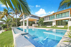 770 Lake Rd, Miami