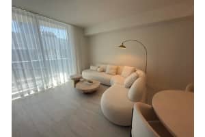 77 SE 5th St #4214, Miami, FL 33131, - MLS#A11999684