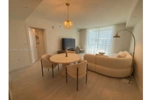 77 SE 5th St #4214, Miami, FL 33131, - MLS#A11999684