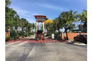 8428 NW 103rd St APT 104C, Hialeah Gardens, FL 33016, - MLS#A11999707