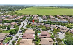 3698 Se 2nd Dr, Homestead