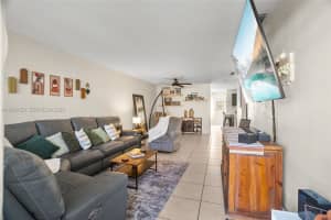 6879 Sw 158th Ct Miami, FL 33193 - MLS#A11999729