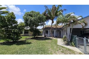 117 NW 11th Ave, Dania Beach, FL 33004, - MLS#A11999732
