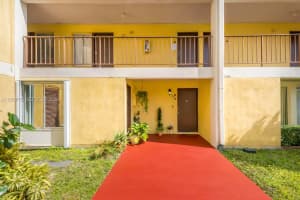 9210 Fontainebleau Blvd 104 Miami, FL 33172 - MLS#A11999733