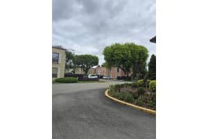 10786 N Kendall Dr D5 Miami, FL 33176 - MLS#A11999736