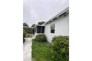 1733 40th Street, Miami, FL 33142 - MLS#A11999741