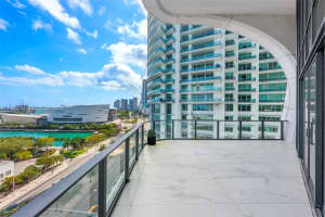 1000 Biscayne Blvd #1201, Miami, FL 33132, - MLS#A11999754