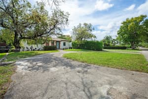 281 Pocatella St, Miami Springs, FL 33166, - MLS#A11999761