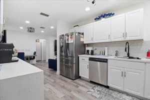 7551 Polk St, Hollywood